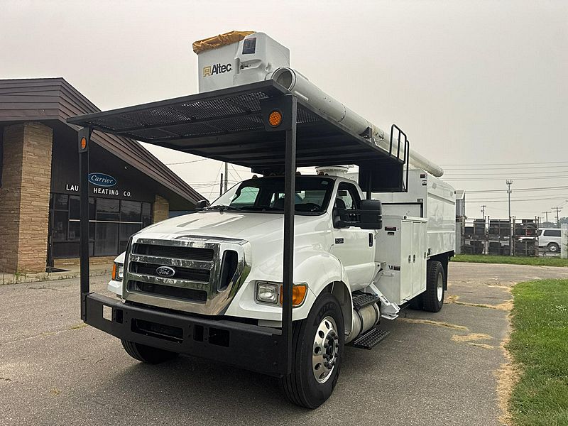 2013 Ford F750