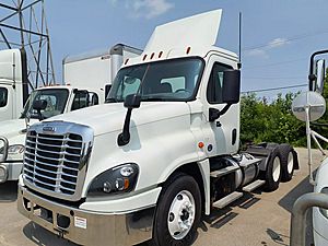 2018 Freightliner Cascadia 125 - Day Cab