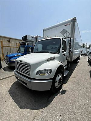 2019 Freightliner M2 106 - Box Van