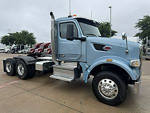 2022 Peterbilt 567