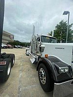 2026 Kenworth W900L