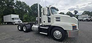 2020 Mack Anthem AN64T - Day Cab