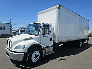 2018 Freightliner M2 106 - Box Van