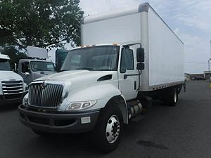 2018 International DuraStar 4300 - Box Van