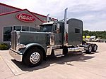 2024 Peterbilt 389