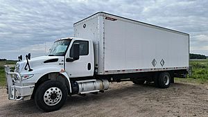 2019 International MV607 - Box Van