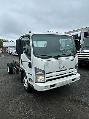 2015 Isuzu NPR XD - Cab & Chassis