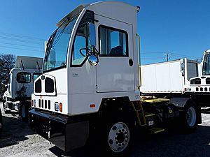 2020 Autocar ACTT42