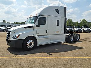 2019 Freightliner Cascadia - Sleeper Truck
