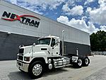2021 Mack Pinnacle PI64T