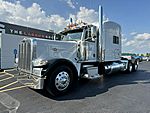 2021 Peterbilt 389