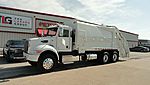 2019 Peterbilt 348