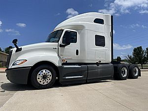 2020 International LT - Sleeper Truck