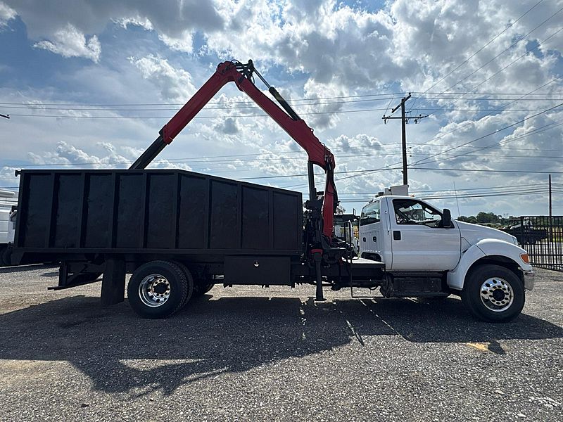 2015 Ford F750