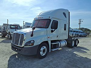 2020 Freightliner Cascadia 125 - Sleeper Truck