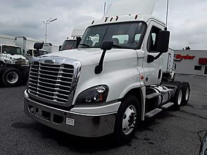 2018 Freightliner Cascadia 125