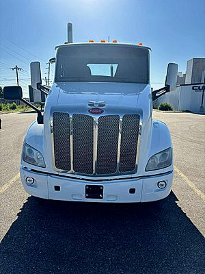 2017 Peterbilt 579