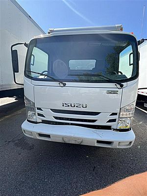 2019 Isuzu NPR - Box Van