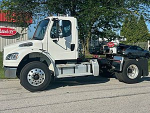 2020 Freightliner - Day Cab