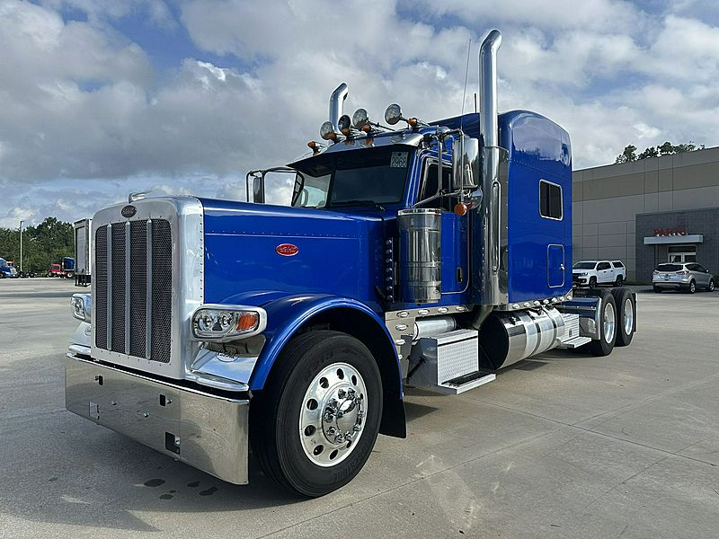 2022 Peterbilt 389 Pricenull