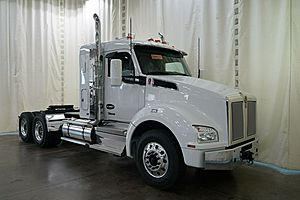 2026 Kenworth T880 - Day Cab