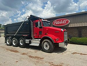 2010 Kenworth T800 - Dump Truck