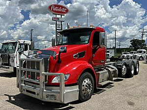 2021 Peterbilt 579 - Day Cab