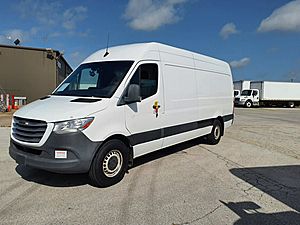 2021 Mercedes-Benz 2500 - Day Cab