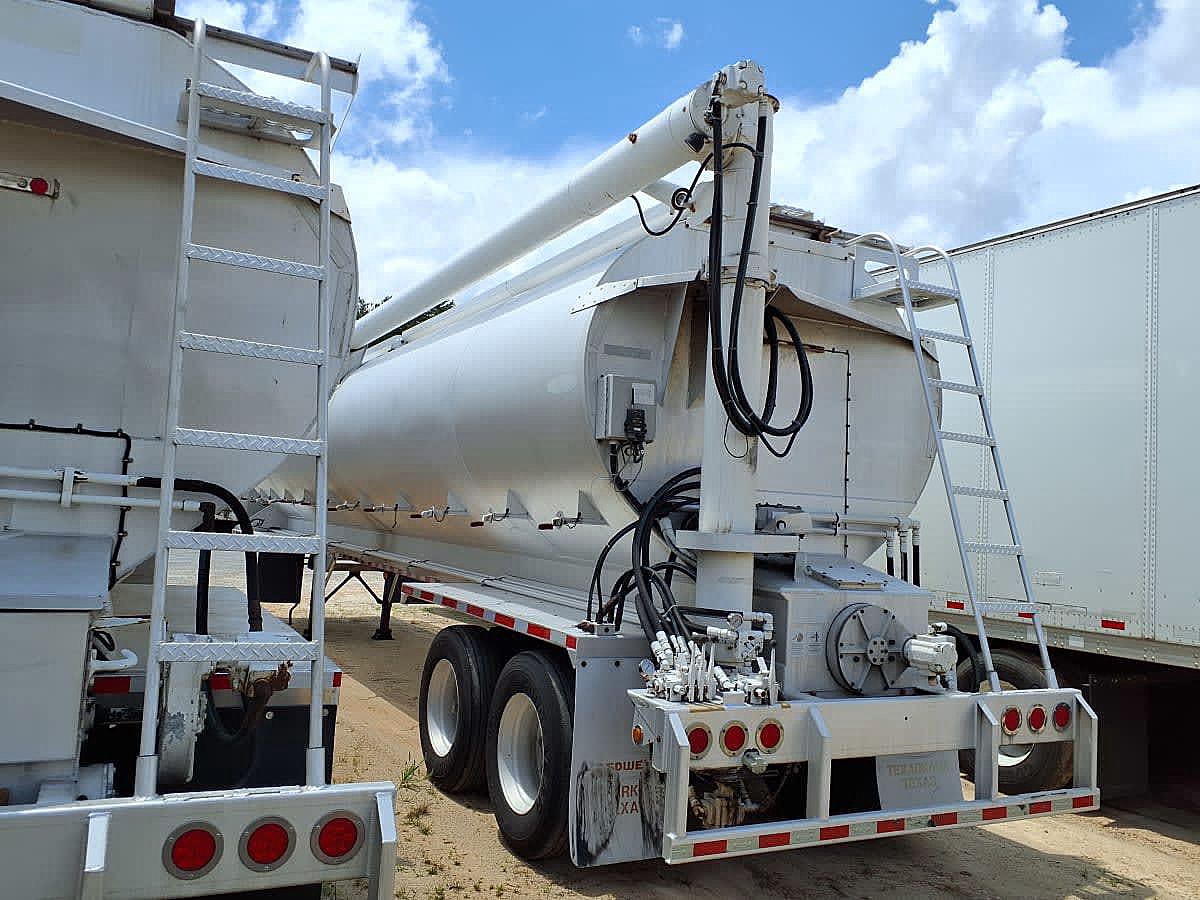 2016 LEDWELL BODY CO 40' TANKER For Sale | Day Cab | #670957