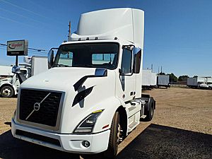 2019 Volvo VNR42T 300 - Day Cab