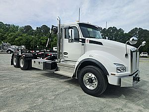 2026 Kenworth T880 - Roll-Off