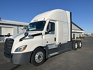 2023 Freightliner Cascadia - Sleeper Truck