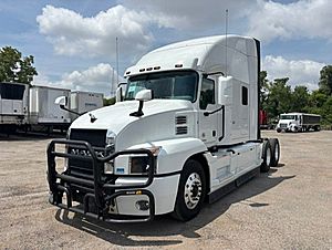2023 Mack Anthem AN64T - Sleeper Truck