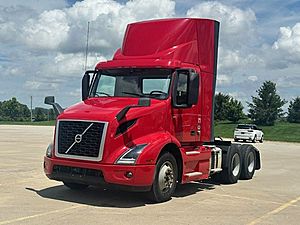 2020 Volvo VNR64T300 - Day Cab