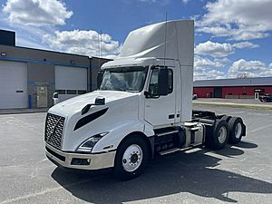 2019 Volvo VNL - Day Cab