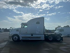 2019 Western Star 5700XE - Sleeper Truck