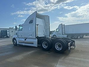 2019 Western Star 5700XE - Sleeper Truck
