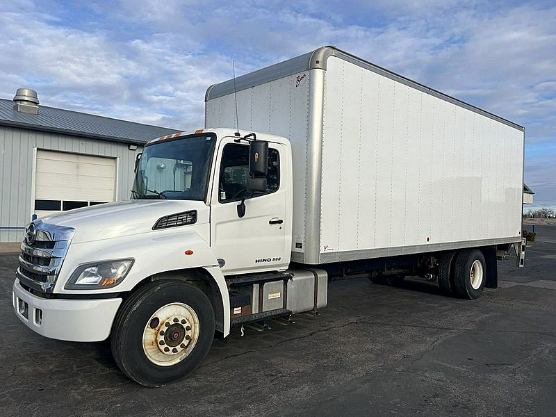 2017 Hino 268A