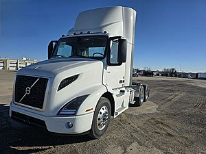 2026 Volvo VNR64T300 - Day Cab