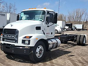 2025 Mack MD6 42 - Cab & Chassis
