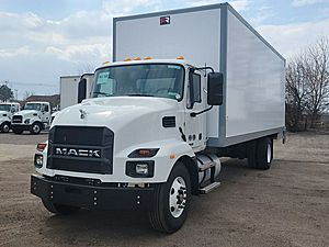 2025 Mack MD6 42 - Box Van