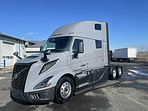 2025 Volvo VNL 860