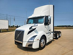2025 Volvo VNL - Day Cab