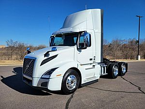2025 Volvo VNL