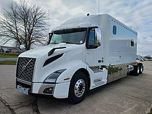 2025 Volvo VNL
