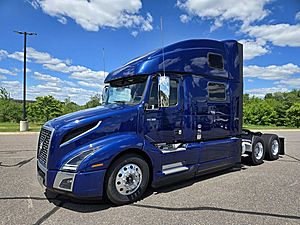 2025 Volvo VNL 860