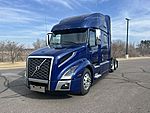 2025 Volvo VNL 860