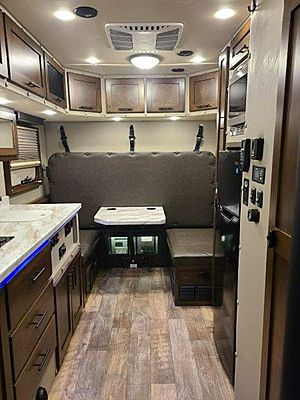 2024 Volvo Trucks VNL