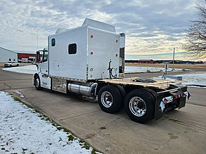 2024 Volvo Trucks VNL