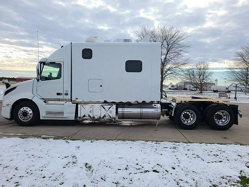 2024 Volvo Trucks VNL
